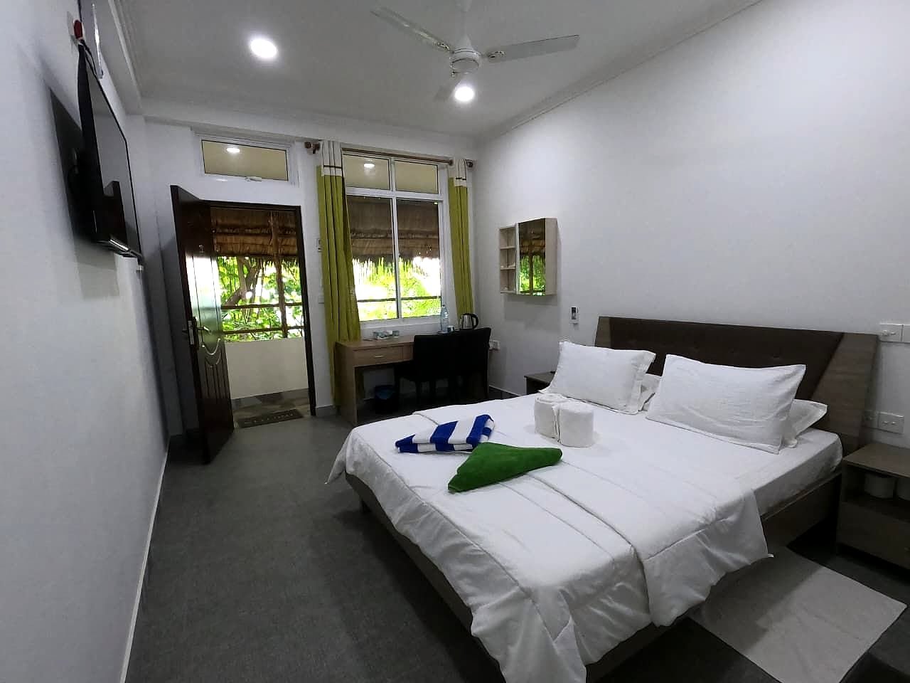 Deluxe Double at Dhangethi Inn